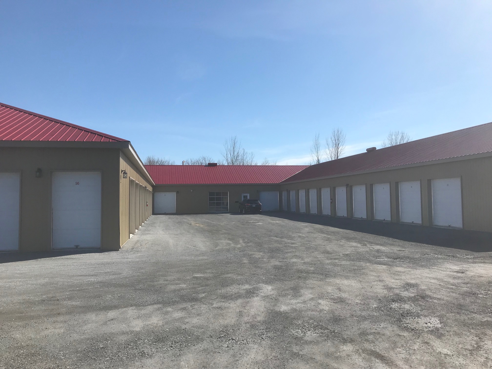 SainteBrigided'Iberville de nouveaux propriétaires pour Entreposage