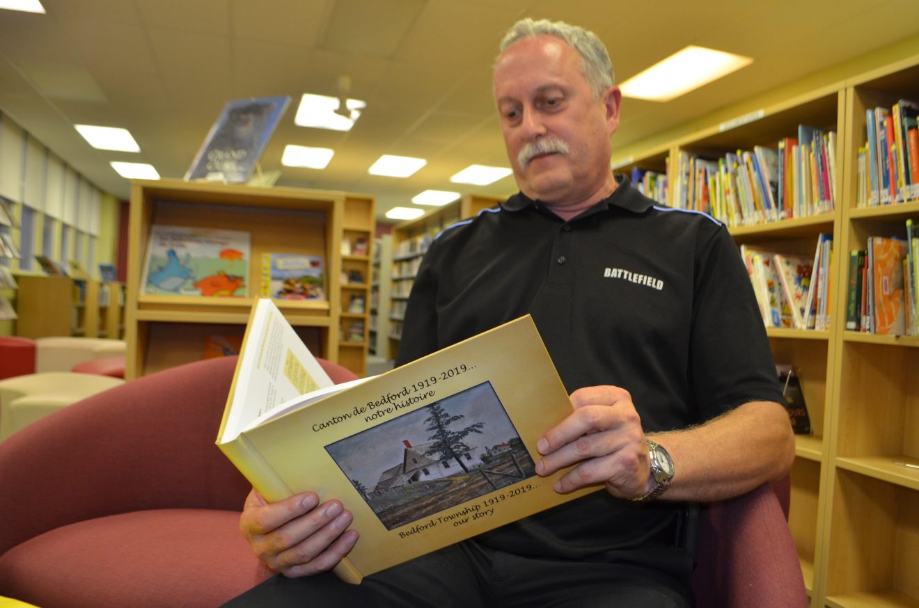 Le Canton de Bedford lance son album du centenaire L’Avenir et des